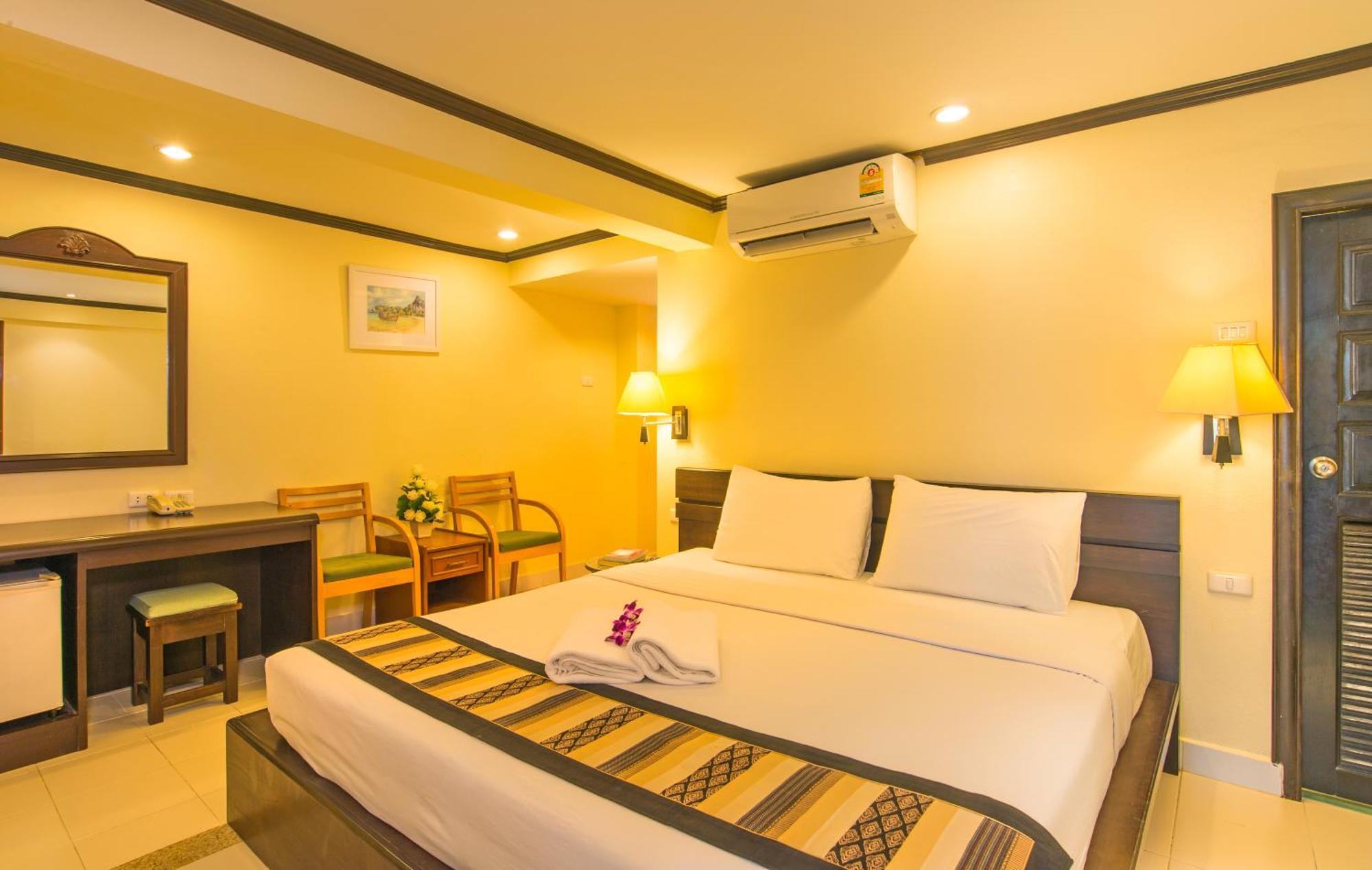 Krabi City Seaview Hotel מראה חיצוני תמונה